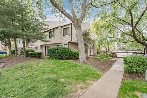 b-1440 Cedarwood Drive, Westlake, OH, 44115 | Card Image