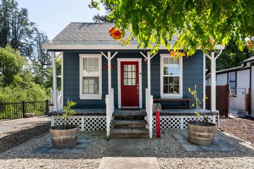 1400 Seminary St, Napa, CA, 94559-1916 | Card Image