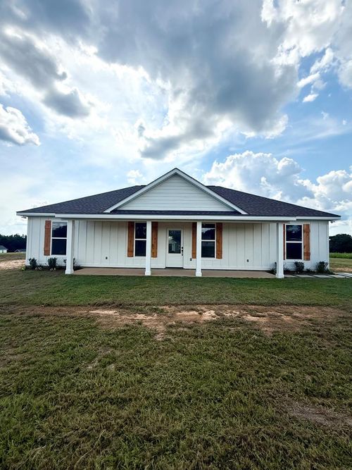 31 Governor Cir, Poplarville, MS, 39470 | Card Image