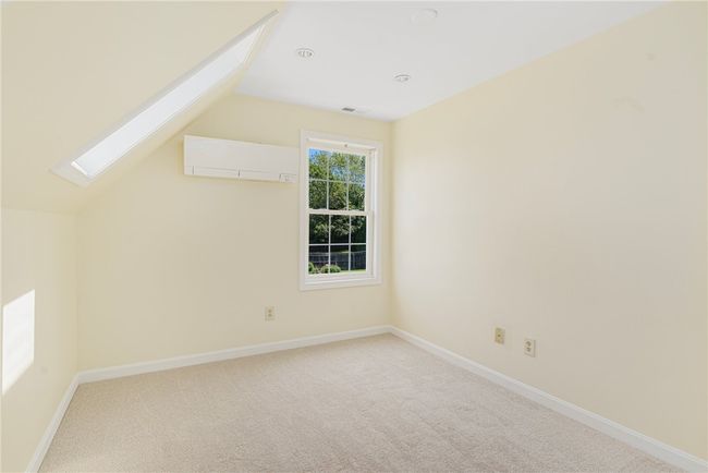 208 W View Rd, House other with 4 bedrooms, 3 bathrooms and 4 parking in Middletown RI | Image 24