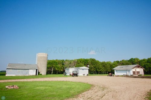 8445 161st Ave Se, Mantador, ND, 58058-9721 | Card Image