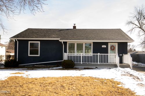 332 12th Avenue Ne, Jamestown, ND, 58401 | Card Image