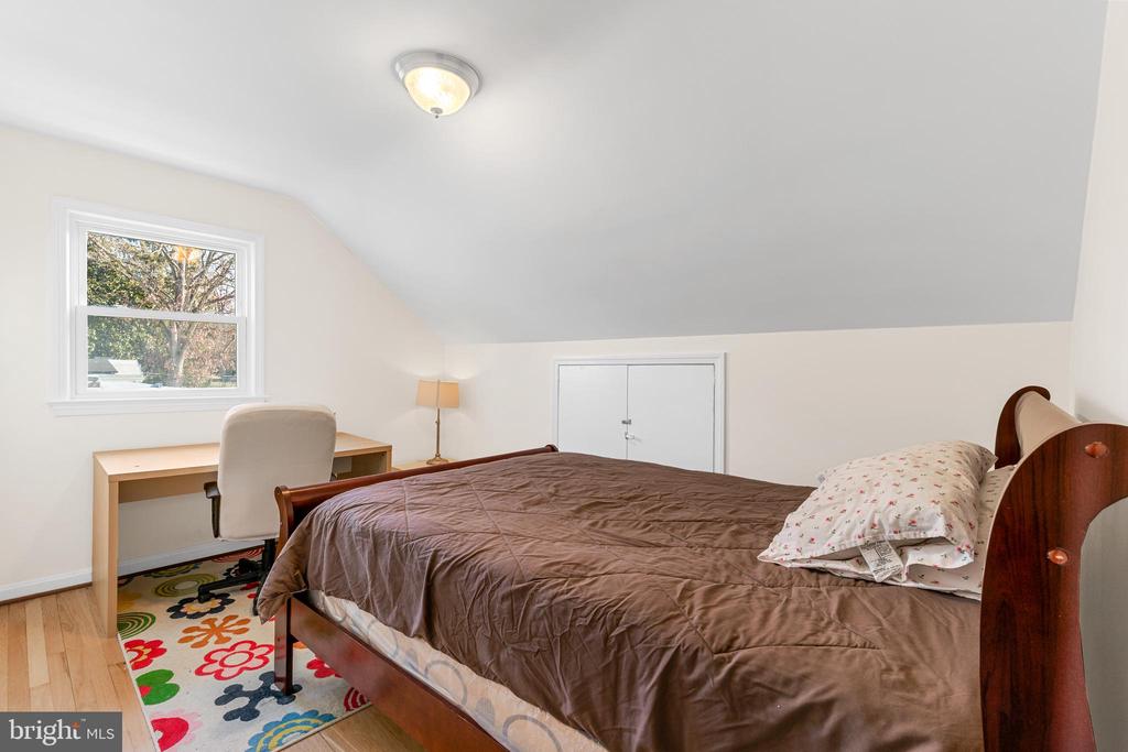 Residential in BETHESDA 5
