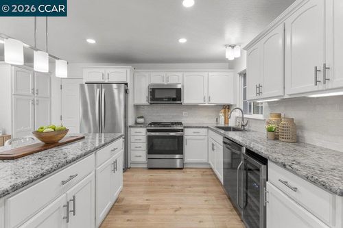 1139 Lovell Ct, Concord, CA, 94520-4303 | Card Image