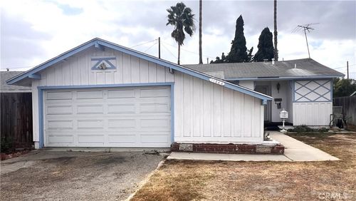 11544 Massinger St, Lakewood, CA, 90715-2122 | Card Image