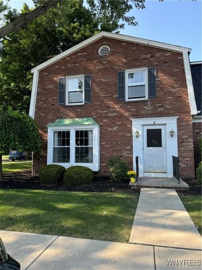 1632 Square Ft. 2 bdrms 2.5 baths Fnished Basement | Image 3