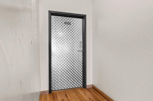 apt-201-509 W Olive St, Springfield, MO, 65806-1216 | Card Image