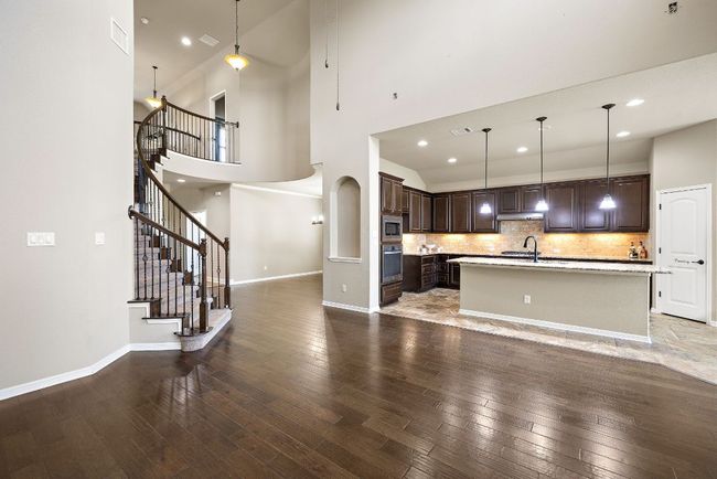 1100 Teravista Xing, House other with 5 bedrooms, 5 bathrooms and 2 parking in Georgetown TX | Image 9