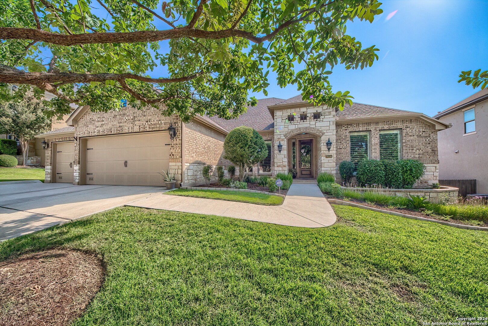 Carmel Vly, Boerne, TX 78015