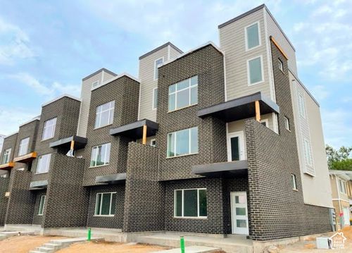 5516 W Victory Lap Ct, West Valley City, UT, 84120-2878 | Card Image