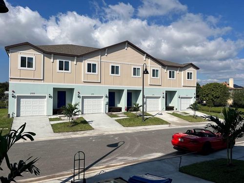 2111 Sebring Pl, CLEARWATER, FL, 33760-3231 | Card Image