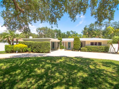 745 Iris Ln, Vero Beach, FL, 32963-2030 | Card Image