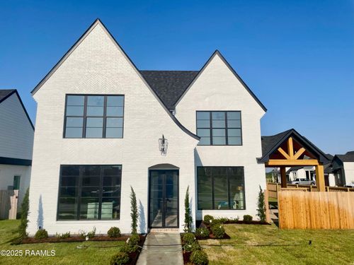 100 Travellers Palm Way, Youngsville, LA, 70592-5299 | Card Image