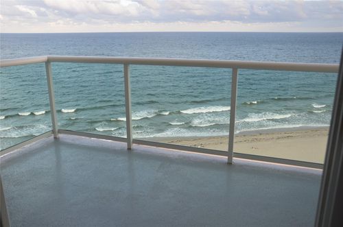 apt-12c-6000 N Ocean Blvd, Lauderdale By The Sea, FL, 33308-2391 | Card Image