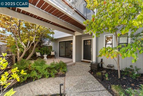 955 Camino Verde Cir, Walnut Creek, CA, 94597-2270 | Card Image