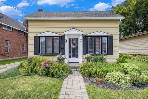 94 Mcgonigal St W, Arnprior, ON, K7S1M3 | Card Image