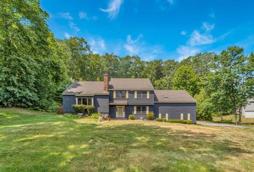 31 Oriole Road, Windham, NH, 03087 | Card Image
