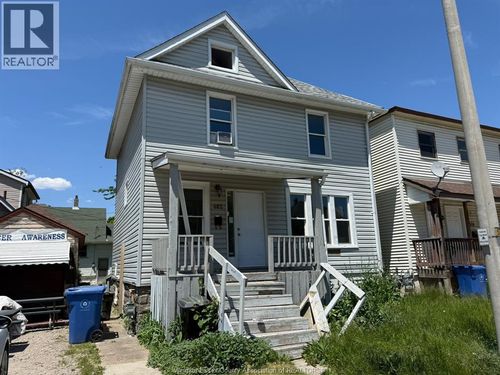 482 Caroline St, Windsor, ON, N9A6A6 | Card Image