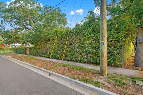 4121 W Palmira Ave, TAMPA, FL, 33629-6715 | Card Image