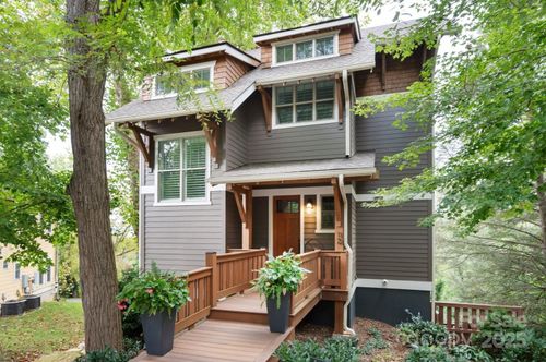 12 Sunset Dr, Asheville, NC, 28804-3813 | Card Image