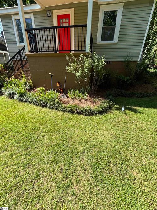 261 Cowan Ct, Greenville, SC, 29607-2225 | Card Image