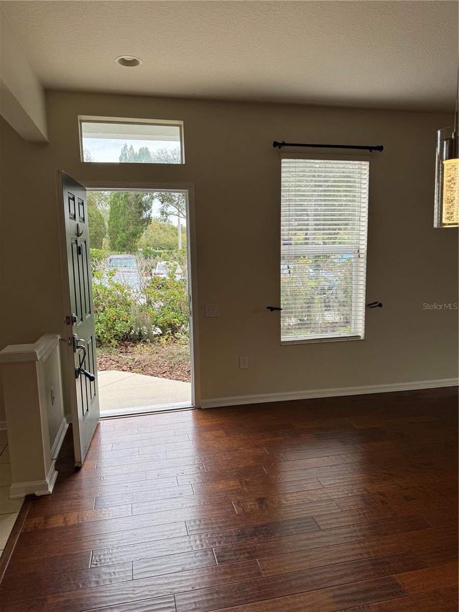 Residential in RIVERVIEW 5