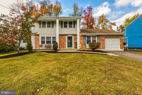 345 Ivy Dr, Woodbury Heights, NJ, 08097-1155 | Card Image