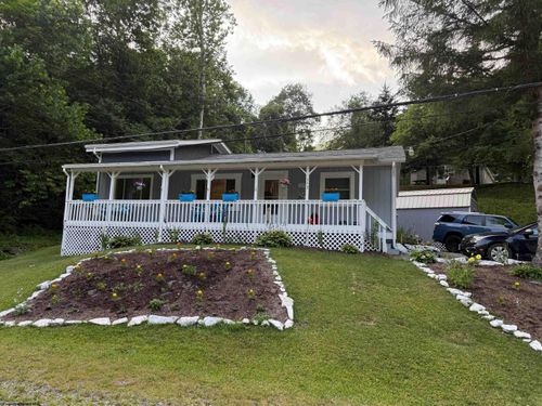 522 Point Mountain Rd, Valley Head, WV, 26294-7043 | Card Image