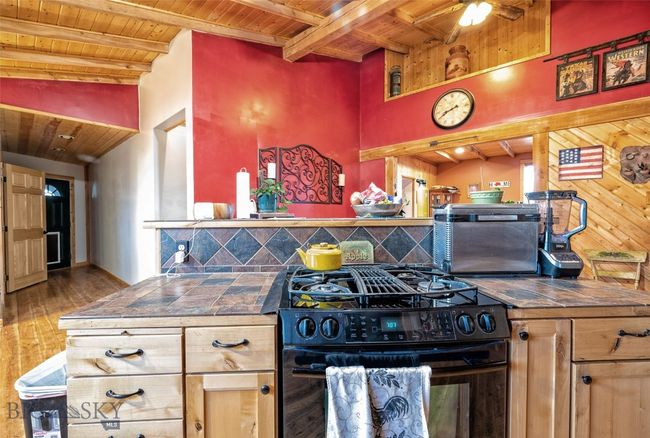 Kitchen | Image 5