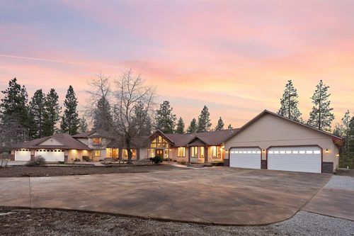 12912 E Gibbs Rd, Mica, WA, 99023-8506 | Card Image