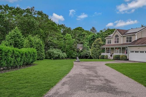 12 Nydia Ct, Yaphank, NY, 11980-9500 | Card Image