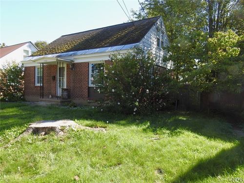 1402 Franklyn St, Rome, NY, 13440-2815 | Card Image