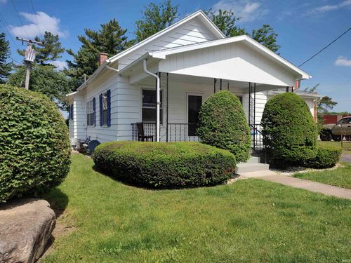 351 Baker St, Cromwell, IN, 46732-1100 | Card Image