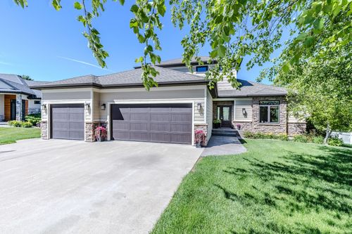 1020 Brooks North Ln, Okoboji, IA, 51355-2614 | Card Image