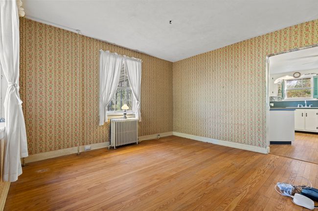 191 Long Hill Rd, House other with 4 bedrooms, 2 bathrooms and 4 parking in Middletown CT | Image 15
