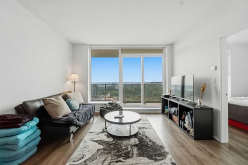 26xx-3833 Evergreen Place, Burnaby, BC, V3J0M2 | Card Image