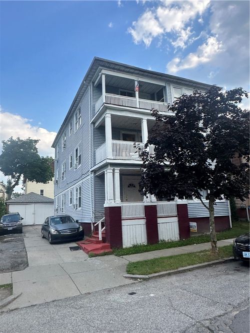 22 Pennsylvania Ave, Providence, RI, 02905-1713 | Card Image