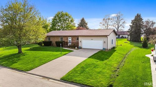 1804 E Springfield Drive, Warsaw, IN, 46580 | Card Image