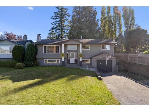17022 Hereford Pl, Surrey, BC, V3S4X1 | Card Image