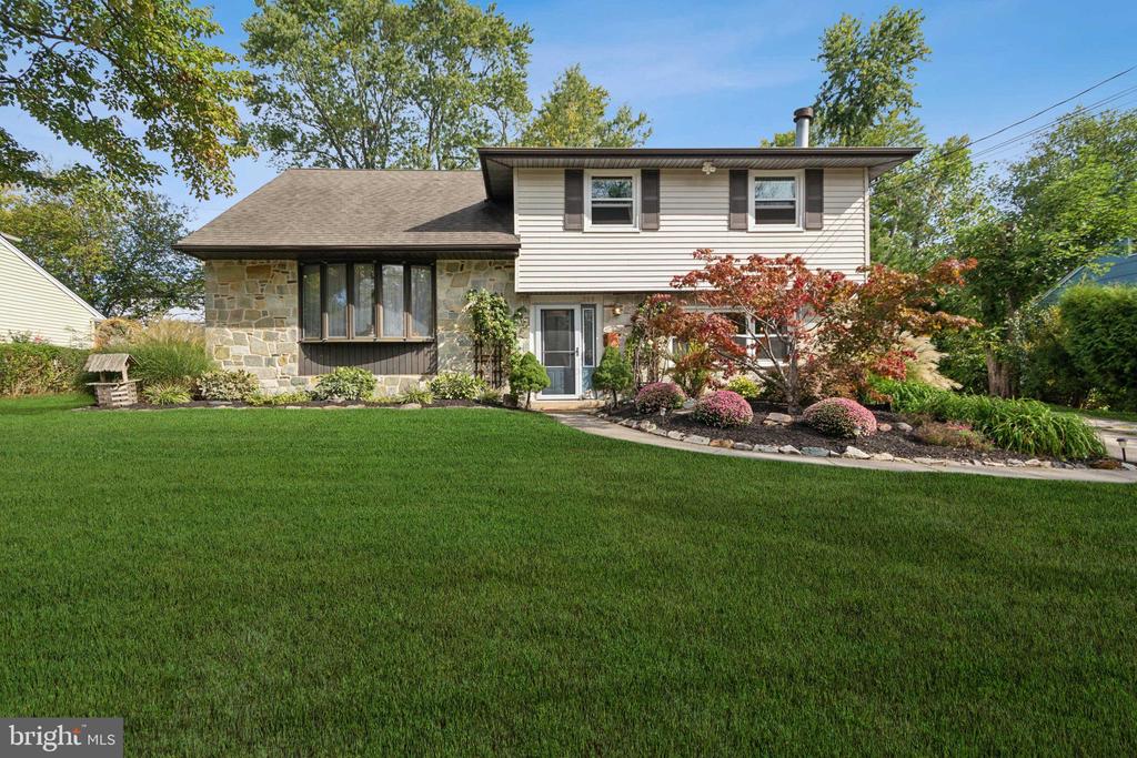 Forest Rd, Cherry Hill, NJ 08034