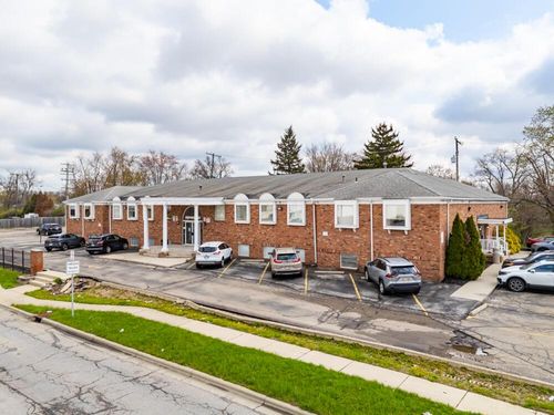 50 Old Village Rd, Columbus, OH, 43228-1583 | Card Image