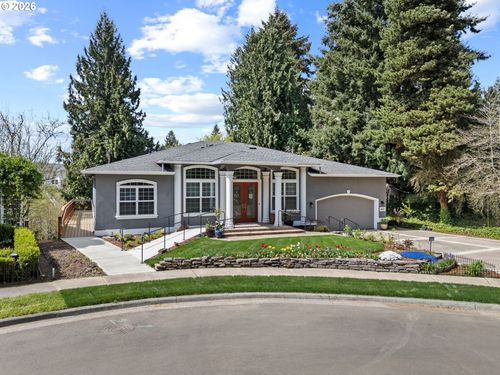 1421 Se 35th Ave, Hillsboro, OR, 97123-1100 | Card Image