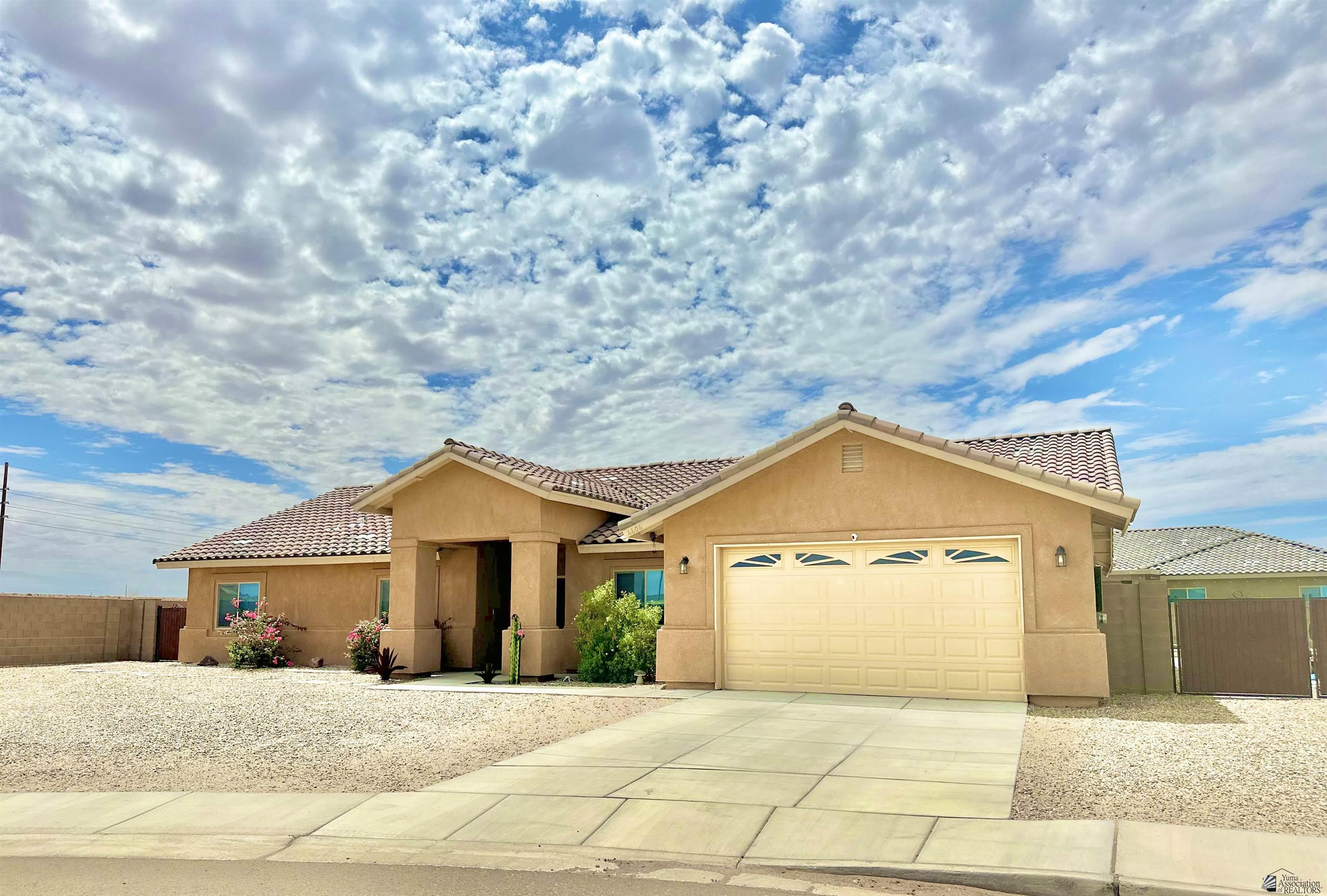 Lora Lee Ave, Yuma, AZ 85365