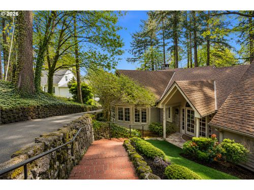 5112 Sw Hewett Blvd, Portland, OR, 97221-2208 | Card Image