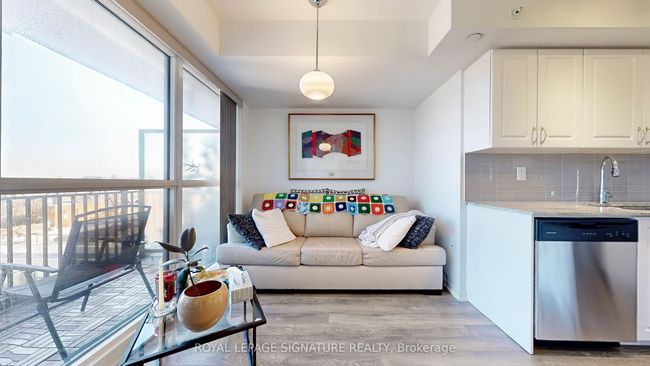 1107 - 3091 Dufferin St, Condo with 1 bedrooms, 1 bathrooms and 1 parking in Toronto ON | Image 4