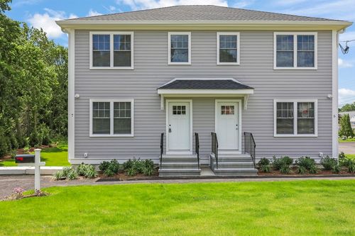 5 W Chapel St, Abington, MA, 02351-1920 | Card Image