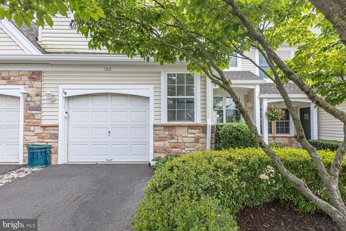 4-102 Waverly Ln, NEW HOPE, PA, 18938-1086 | Card Image