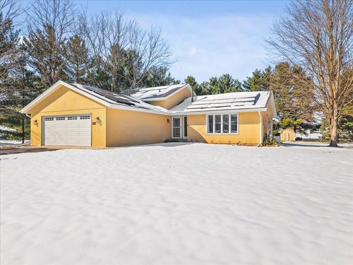 6346 Smoke Tree Cir, Roscoe, IL, 61073-7224 | Card Image