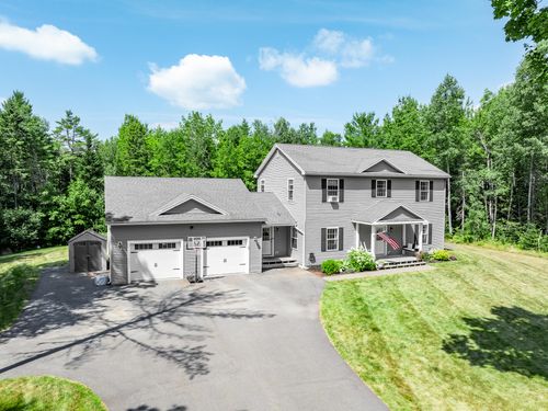 82 Grant Road, Orono, ME, 04473 | Card Image