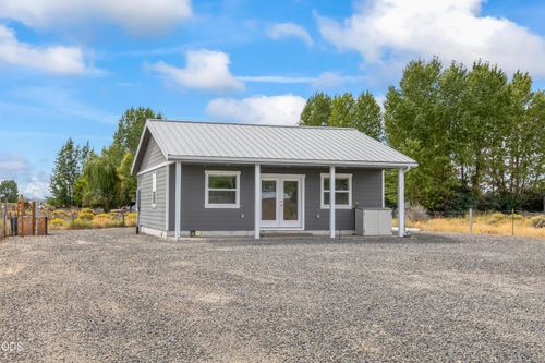 58098 Maple Circle Circle N, Christmas Valley, OR, 97641 | Card Image